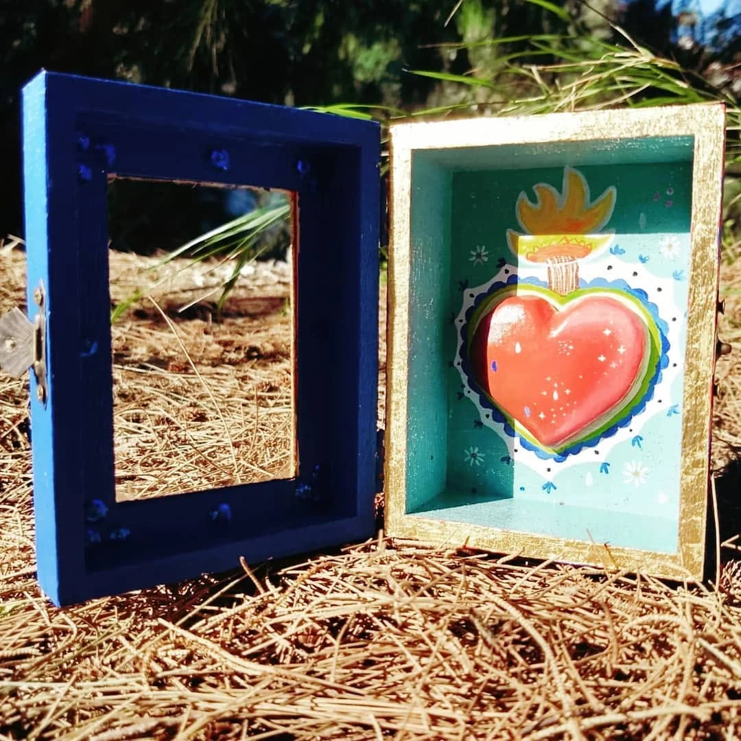 Altar al Corazoncito en llamas