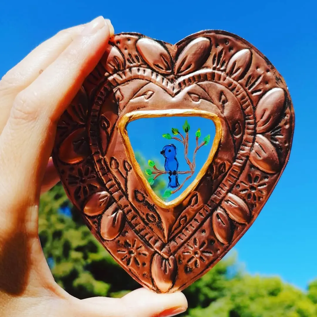 Corazón de cobre con Pájaro Azul